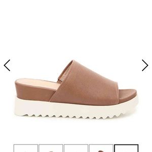 Worn twice Kore Steven by Steve Madden Wedge